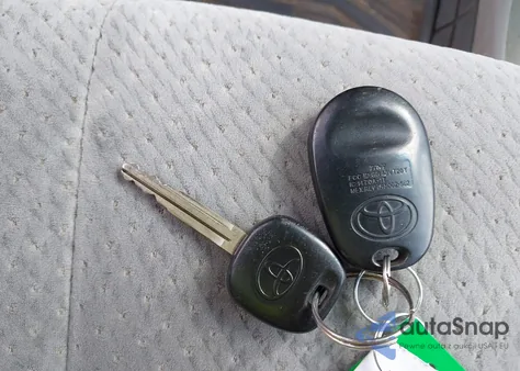 2011 Toyota Sienna Le V6 from USA, damaged, VIN 5TDKK3DC5BS074331